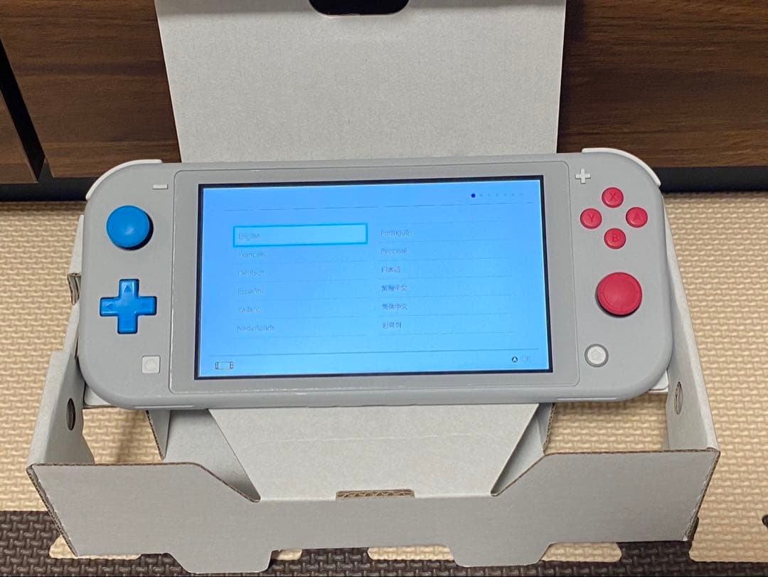 Nintendo Switch Lite ザシアン・ザマゼンタ ポケモン 剣盾