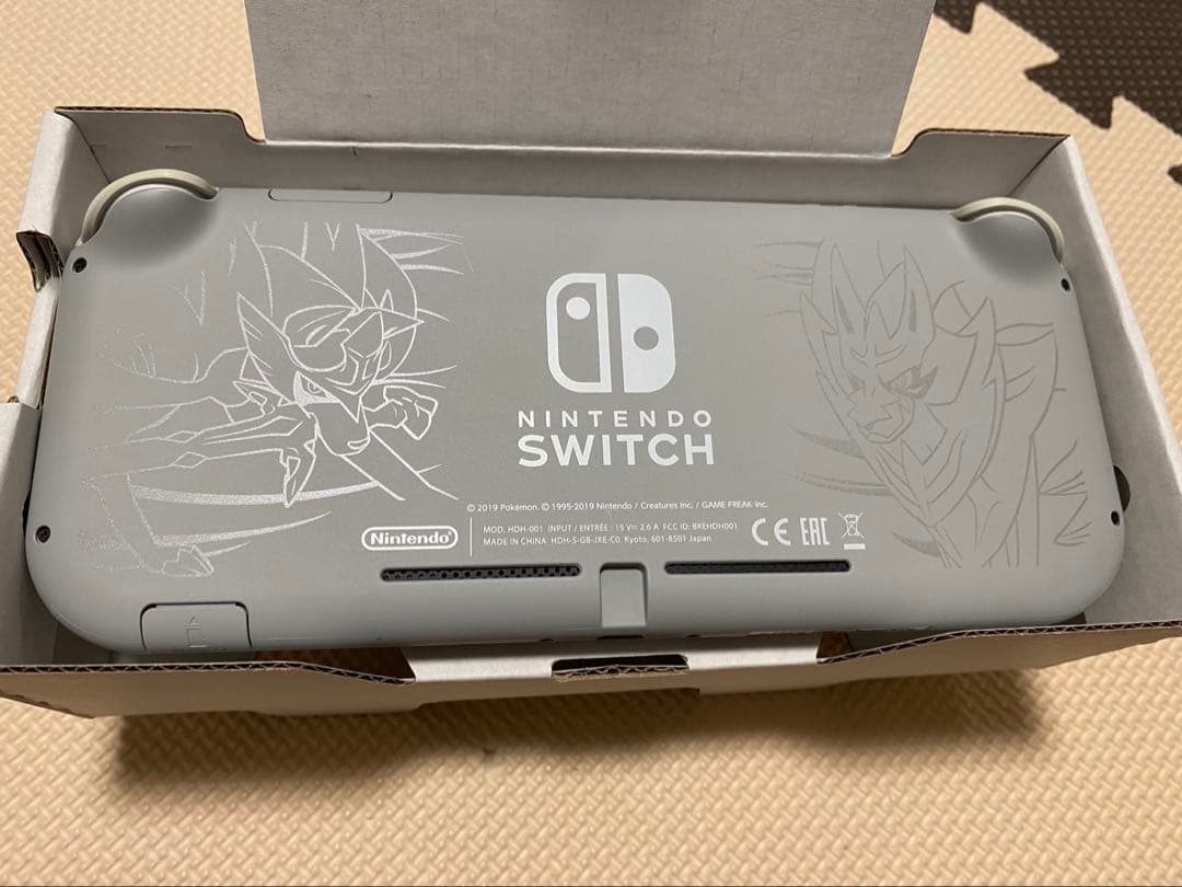 Nintendo Switch Lite ザシアン・ザマゼンタ ポケモン 剣盾