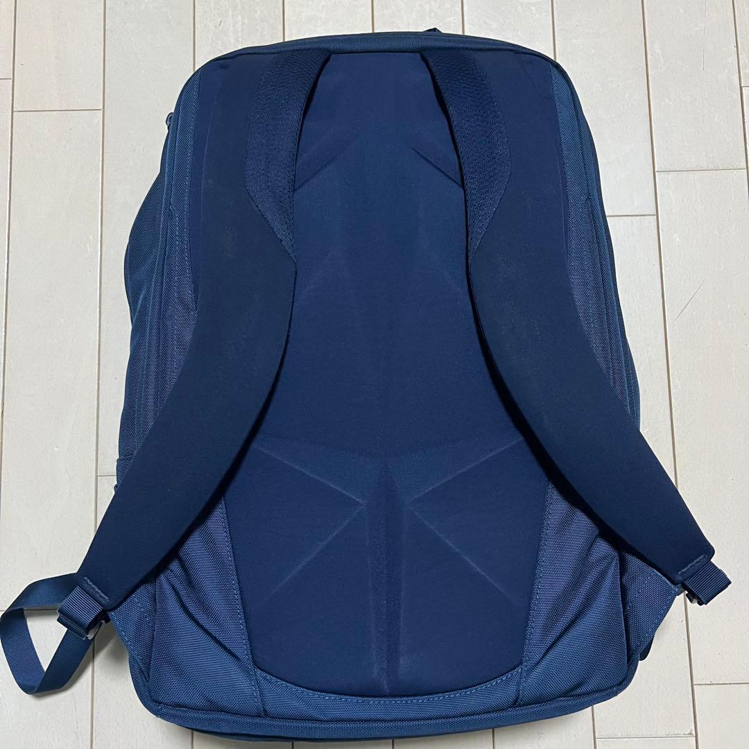 THE NORTH FACE ネイビー バックパック