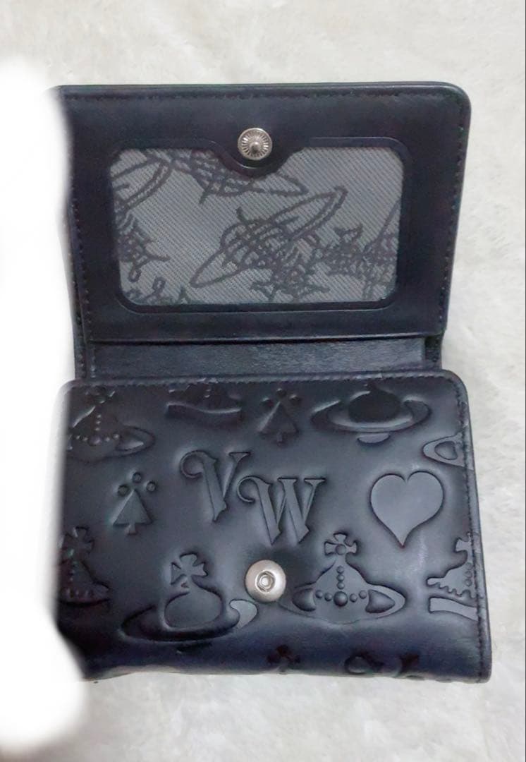22日発送可 vivienne westwood 三つ折リ財布 　ブラック