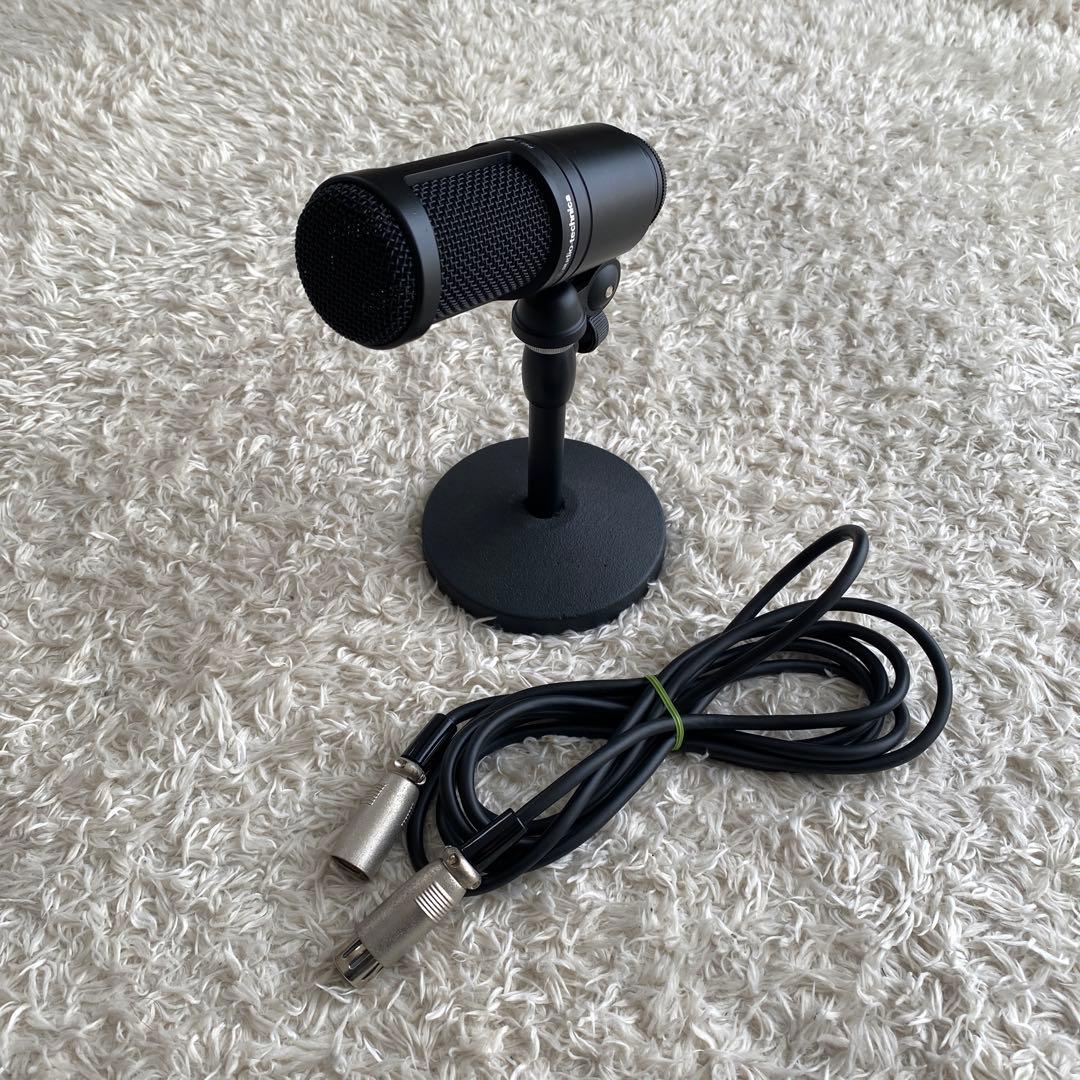 audio technica AT2020 コンデンサーマイク　スタンド付き！