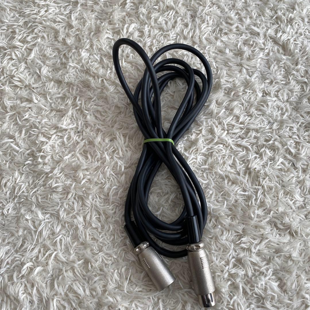 audio technica AT2020 コンデンサーマイク　スタンド付き！