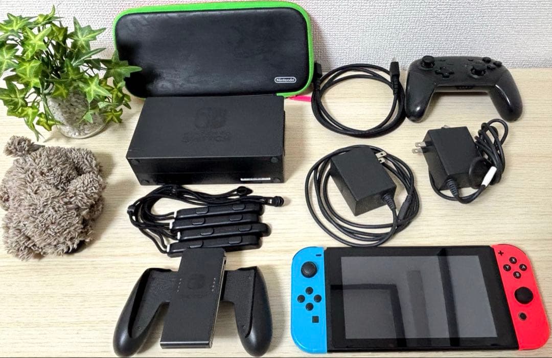 【即決可】Switch本体セット＋おまけ付き(プロコン、ACアダプター)箱無し