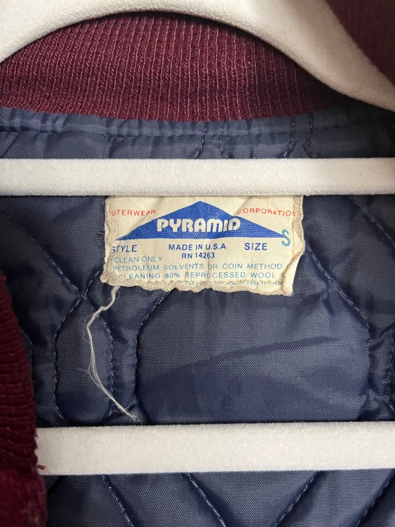 MTV STAFF ヴィンテージ　スタジャン ワインレッド グレー