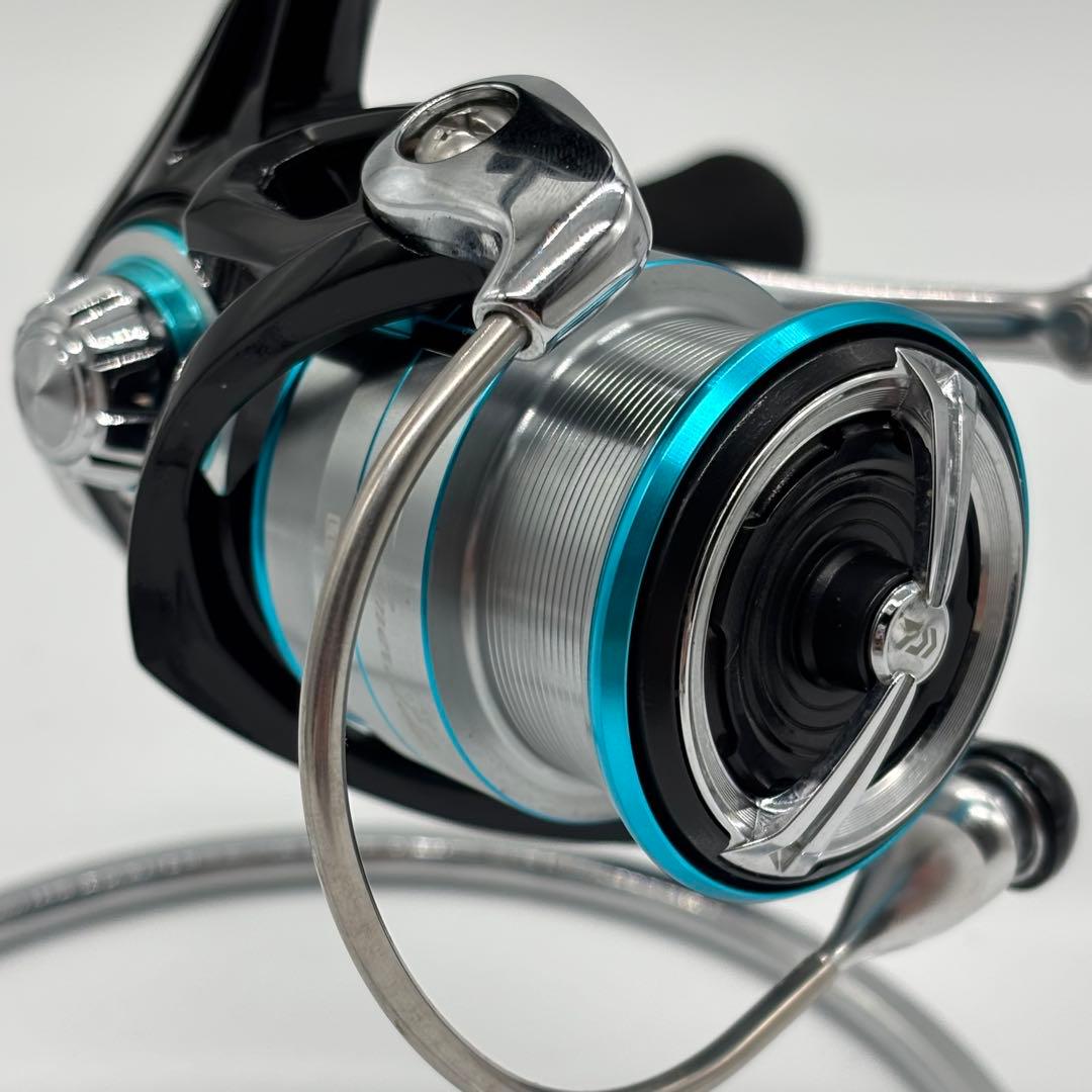 【未使用】エメラルダス LT2500S-DH エギング ダブルハンドル