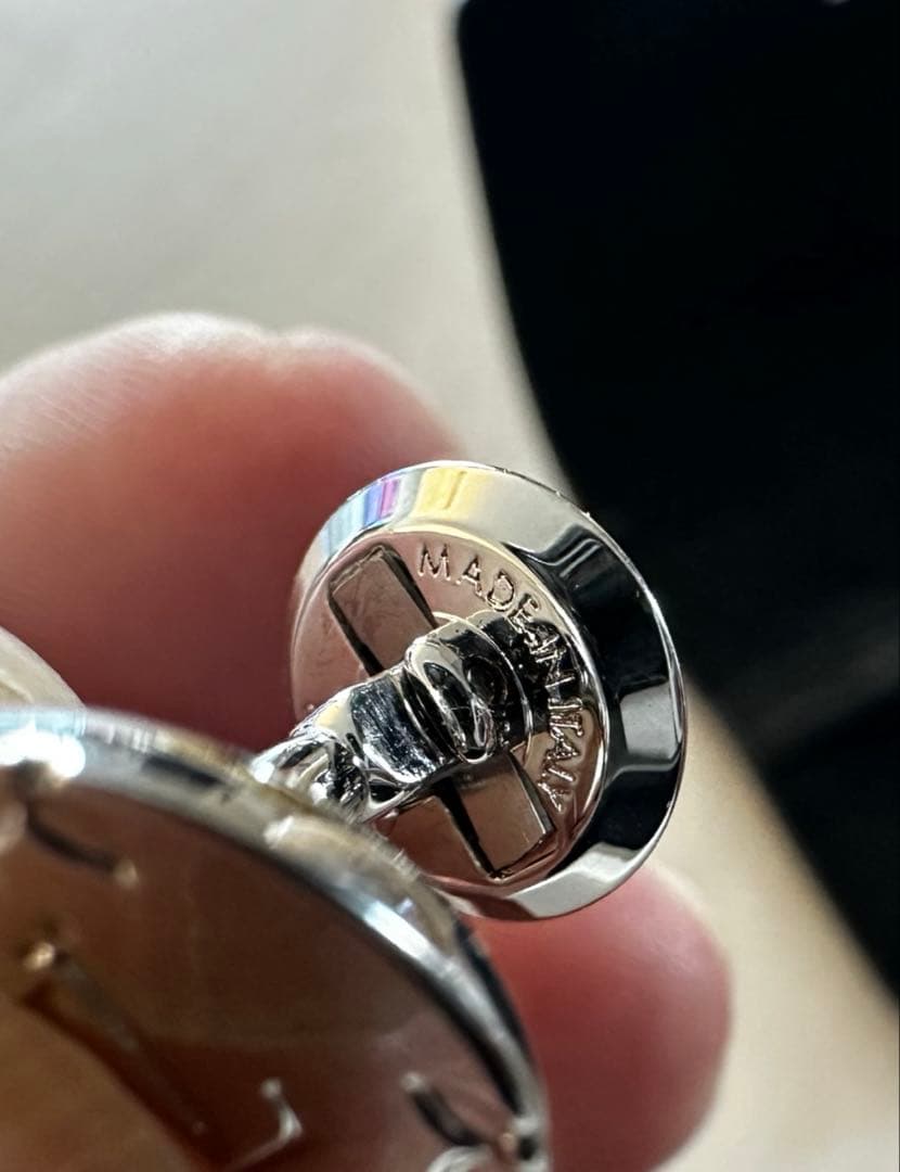 新品未使用 ルイヴィトン LV LOUIS VUITTON カフス ボタン