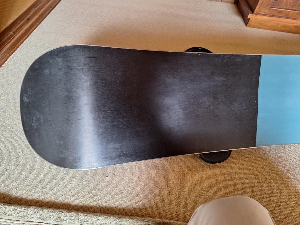 美品！スノーボード BURTON INDIE 146サイズ ビンディング付き