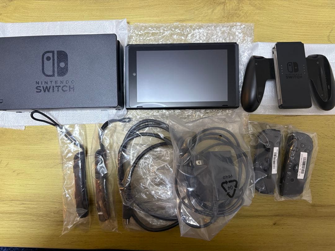 Nintendo Switch 本体 ブラック 付属品あり箱付き