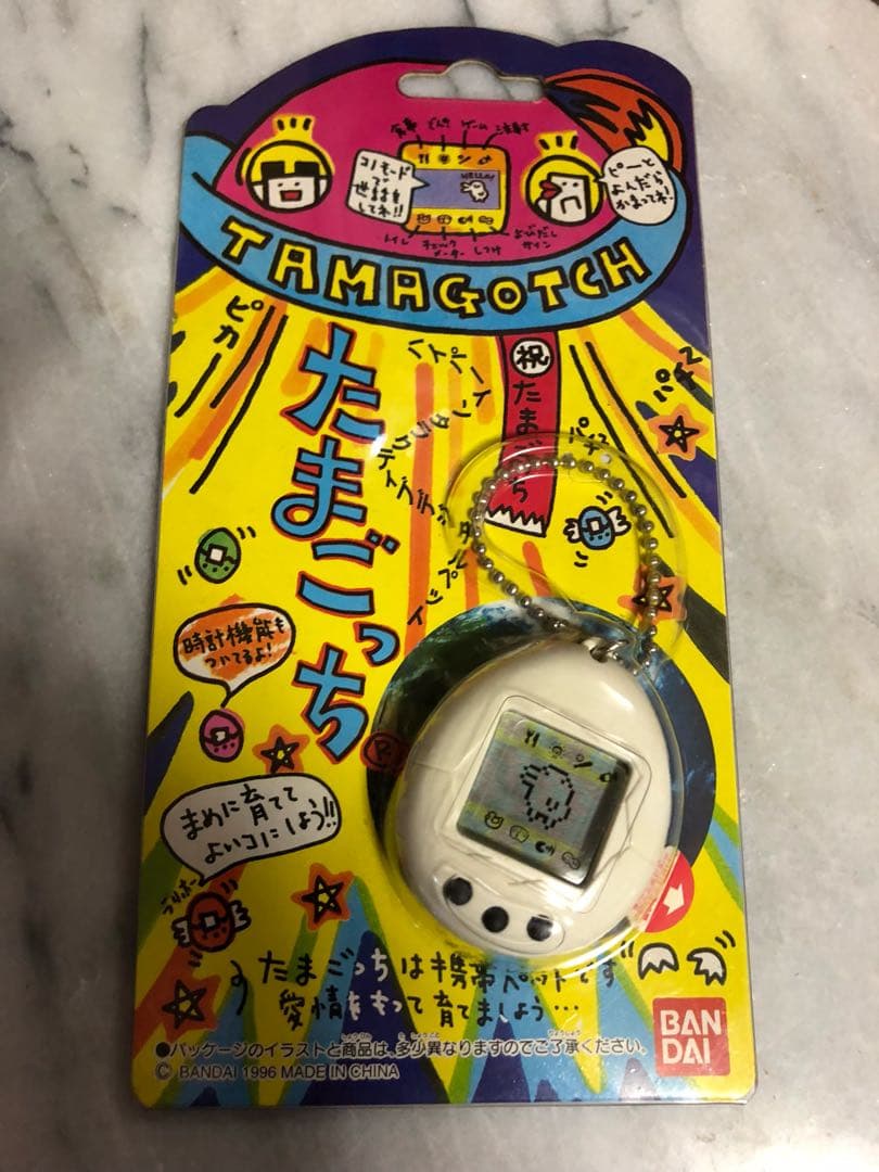 初代 たまごっち