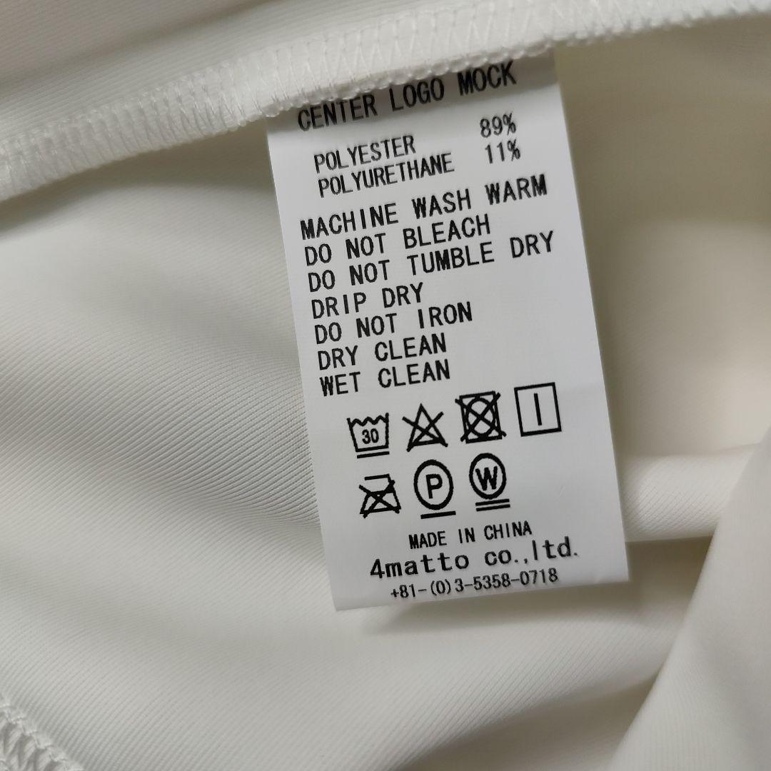 ※新品未使用タグ付き※V12モックネック