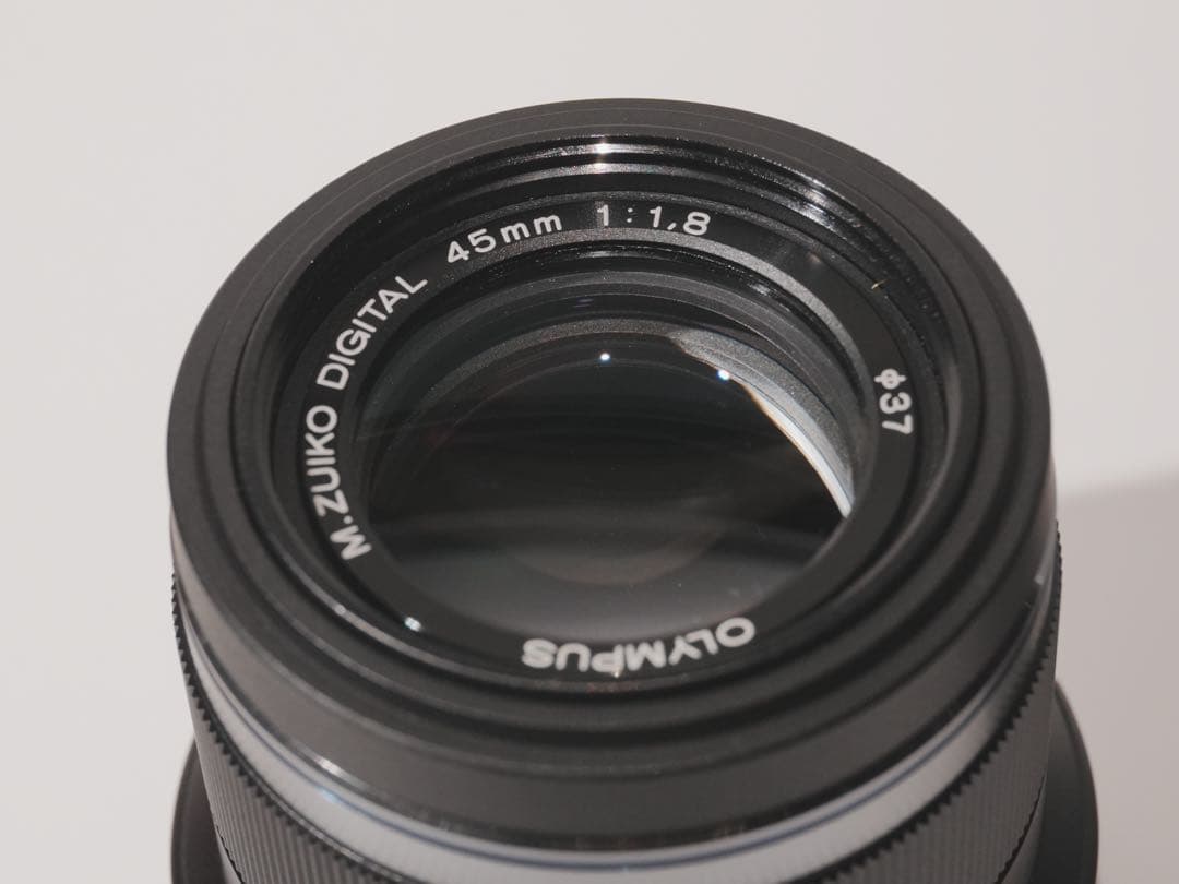 OLYMPUS M.ZUIKO DIGITAL 45mm F/1.8 レンズ