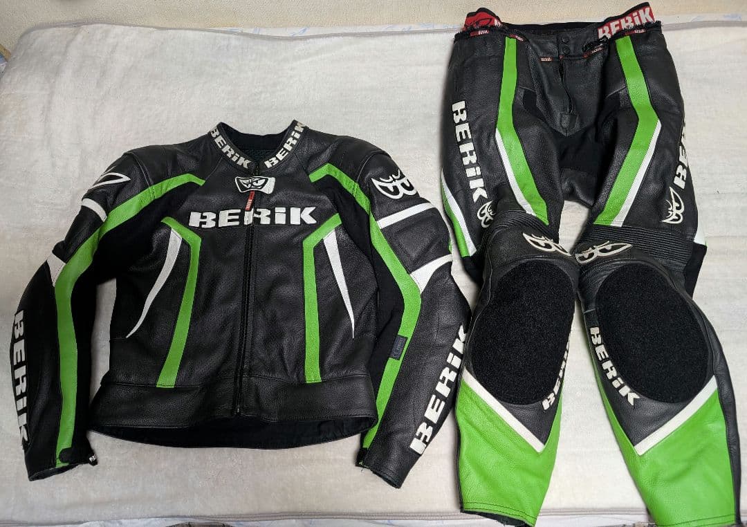 ベリック　パンツレーシングスーツ　2ピース　BERIK　LWサイズ