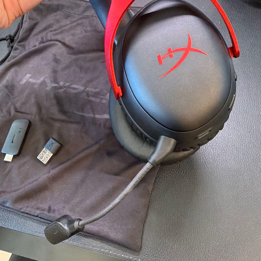 HyperX Cloud III Wireless ゲーミングヘッドセット