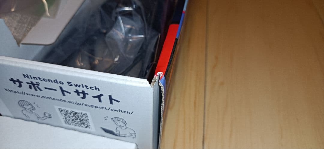 Nintendo Switch 本体 ネオンブルー、レッド Joy-Con付