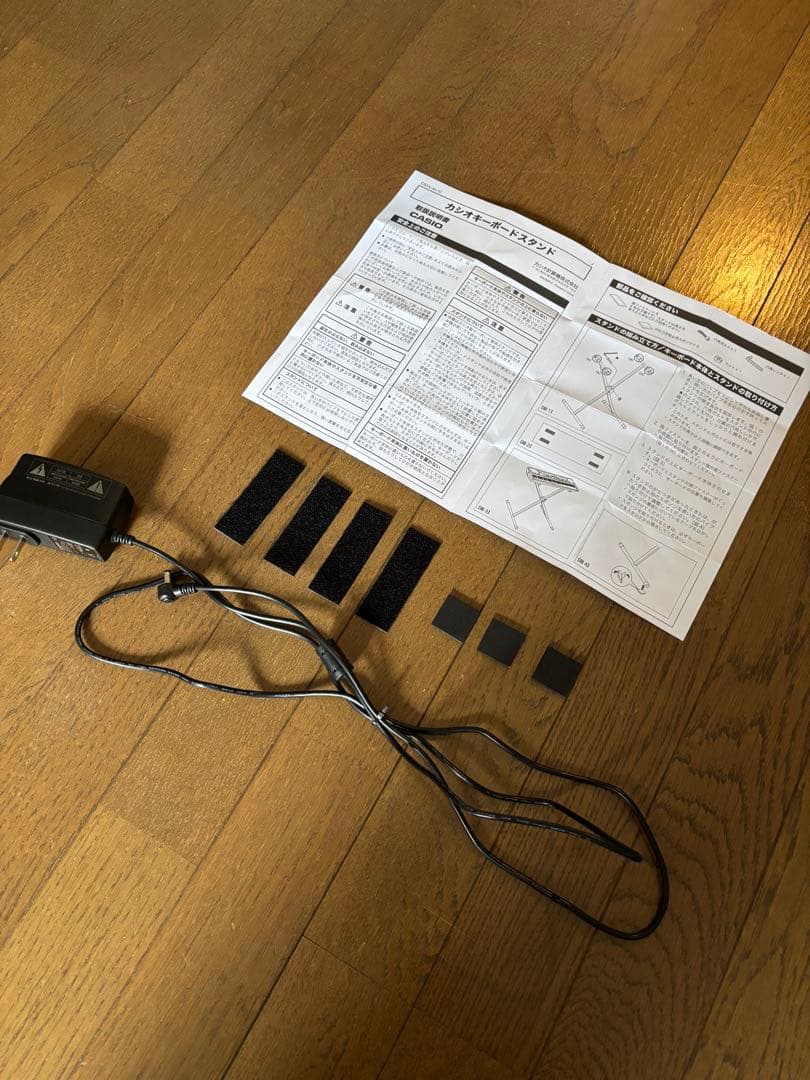 【美品】キーボード CASIO カシオ CT-S1 レッド 61鍵 スタンド付