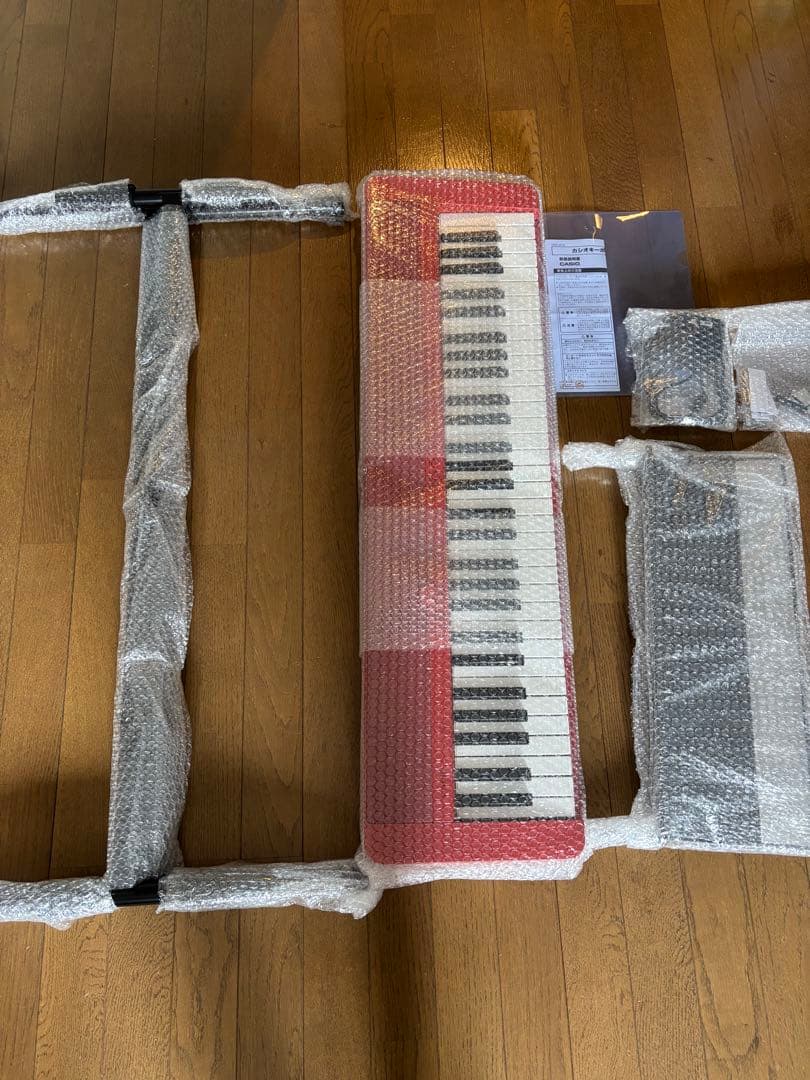 【美品】キーボード CASIO カシオ CT-S1 レッド 61鍵 スタンド付