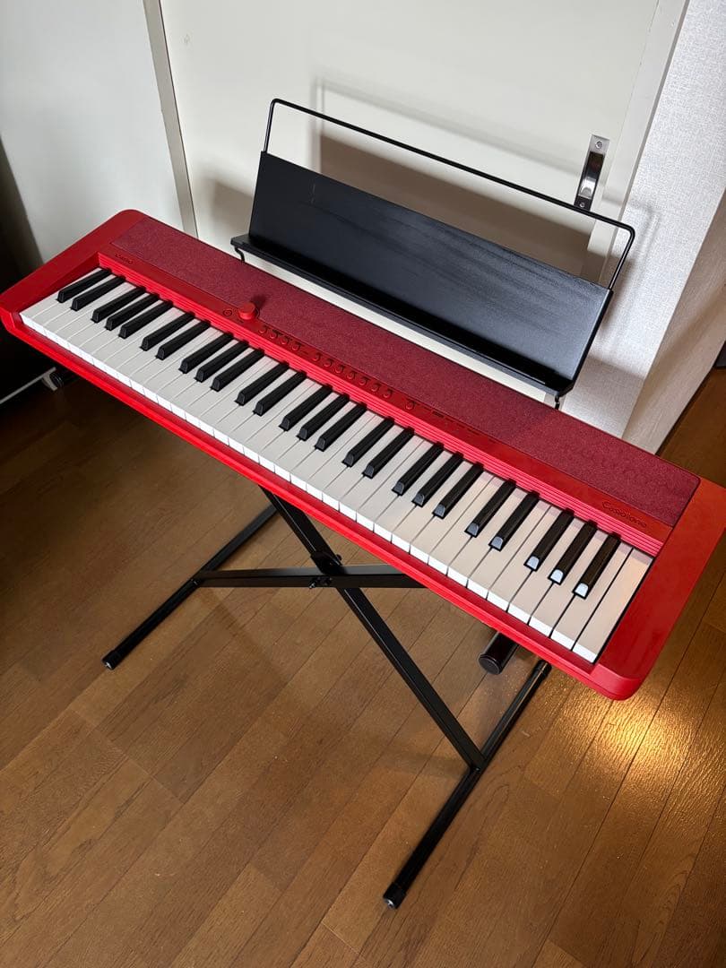 【美品】キーボード CASIO カシオ CT-S1 レッド 61鍵 スタンド付