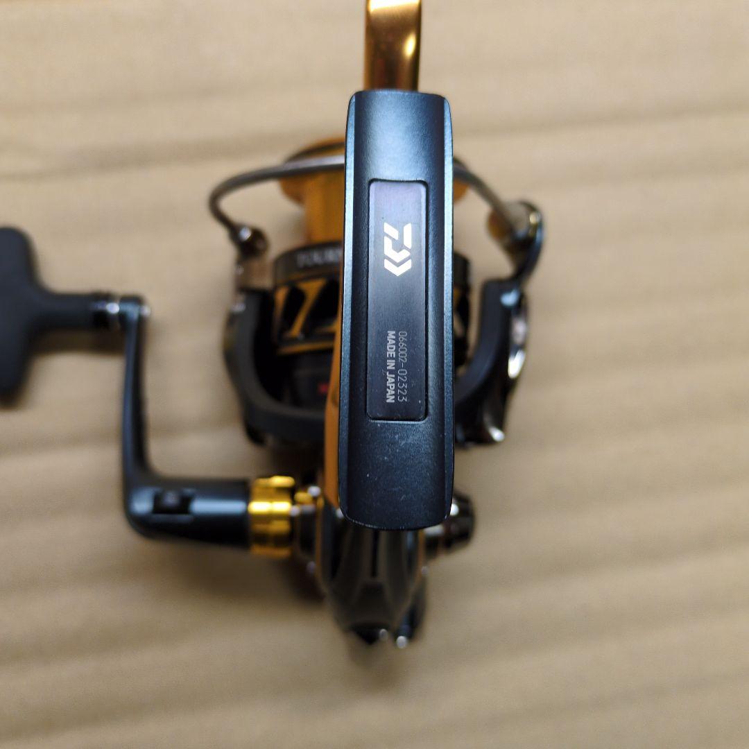覚醒HYPERDaiwa 18 トーナメントLBD2500 美品
