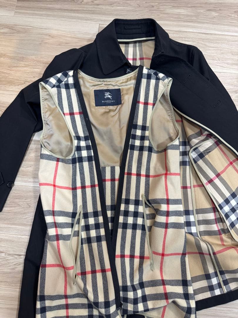 バーバリー　ブラック コート チェック裏地