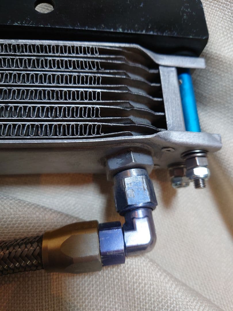 【surfer】　オイルクーラー（ジャンク品）