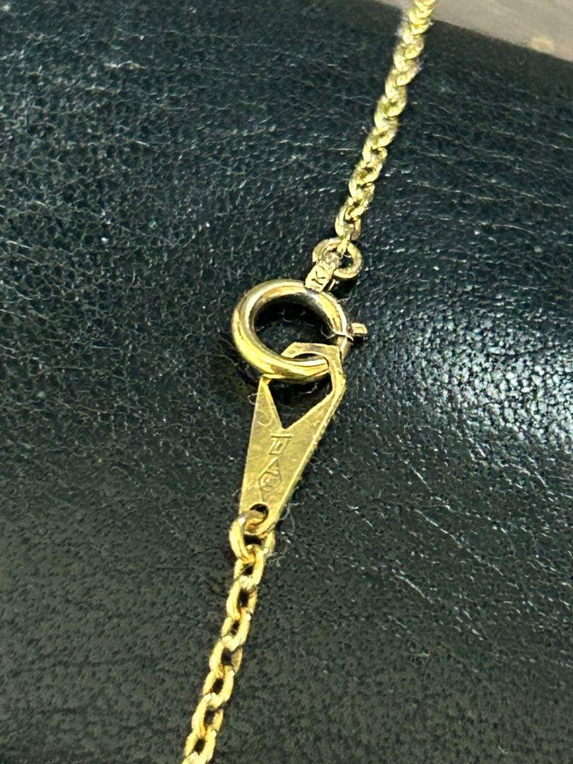 あ*ろ様 18金のレディースネックレスです！ 重さは4gです ネックレスのみにな