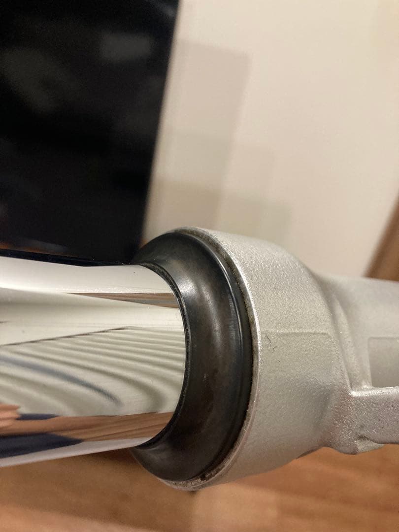 MC31 ホーネット250 用　純正フロントフォーク左右