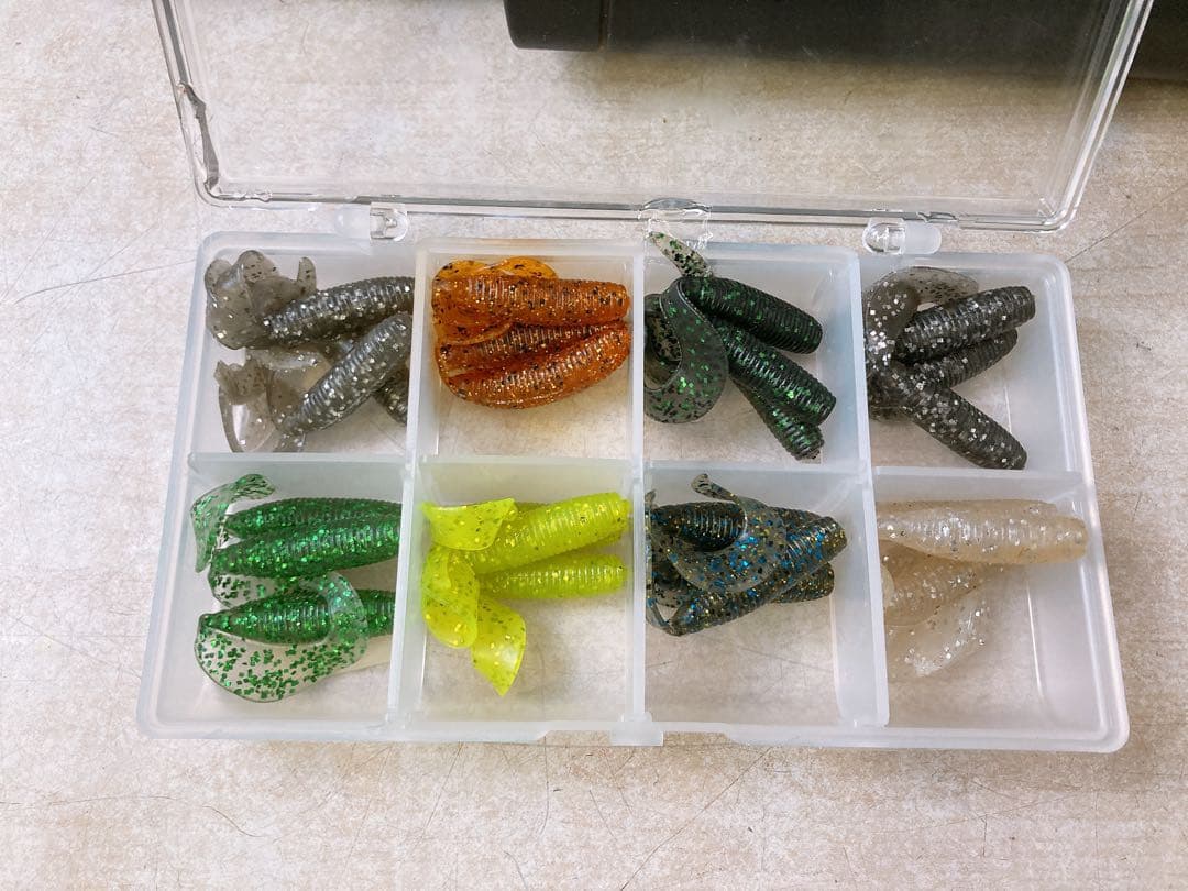 舞*茸様 【まとめ売り】釣具セット ルアー ワーム ケース付き バス釣り 大量セ