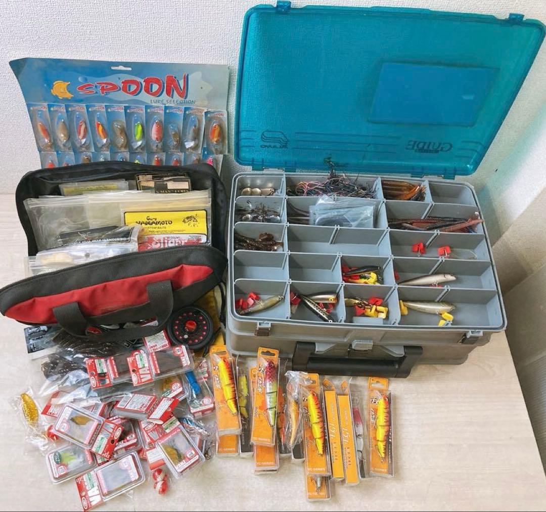 舞*茸様 【まとめ売り】釣具セット ルアー ワーム ケース付き バス釣り 大量セ