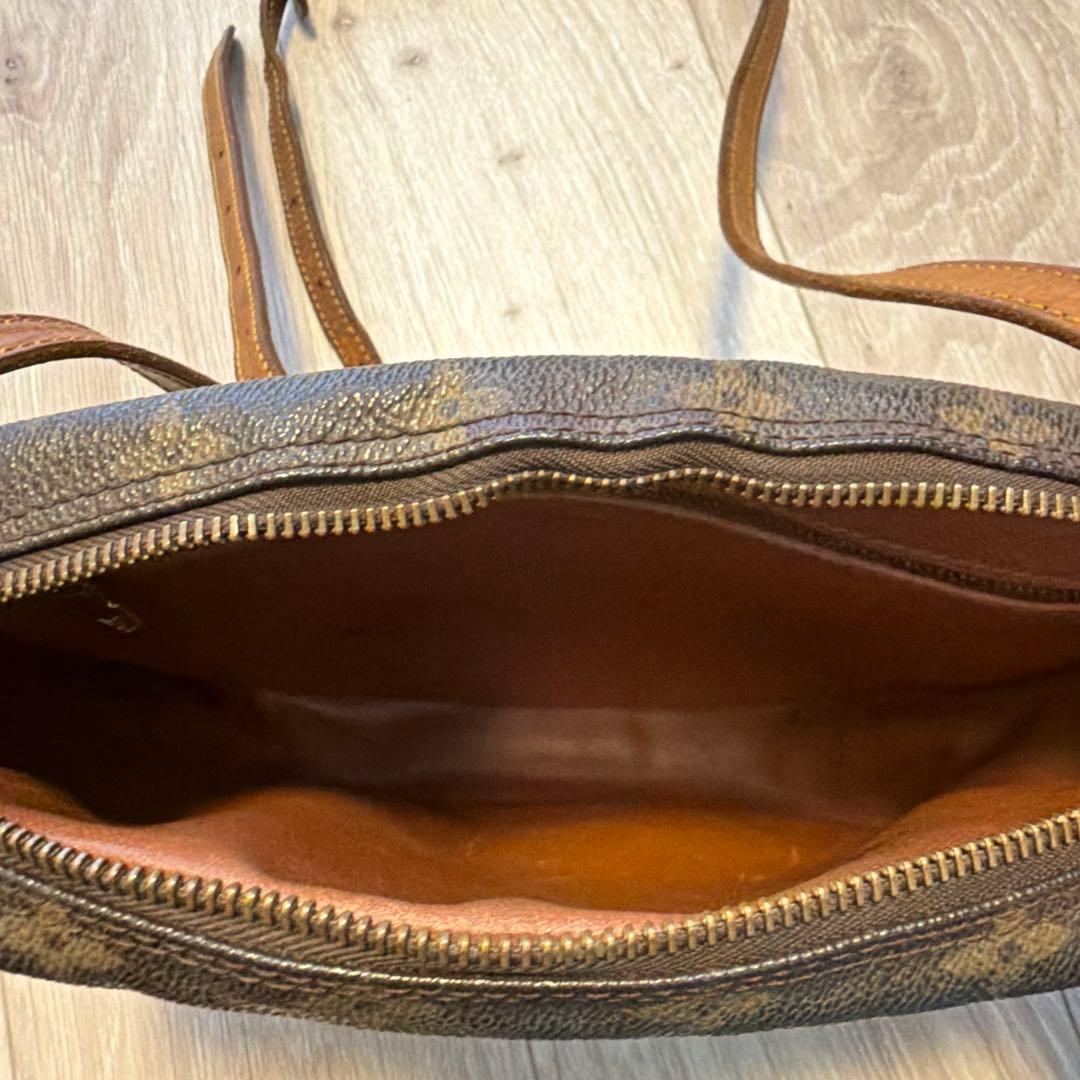 ルイヴィトンショルダーバッグ