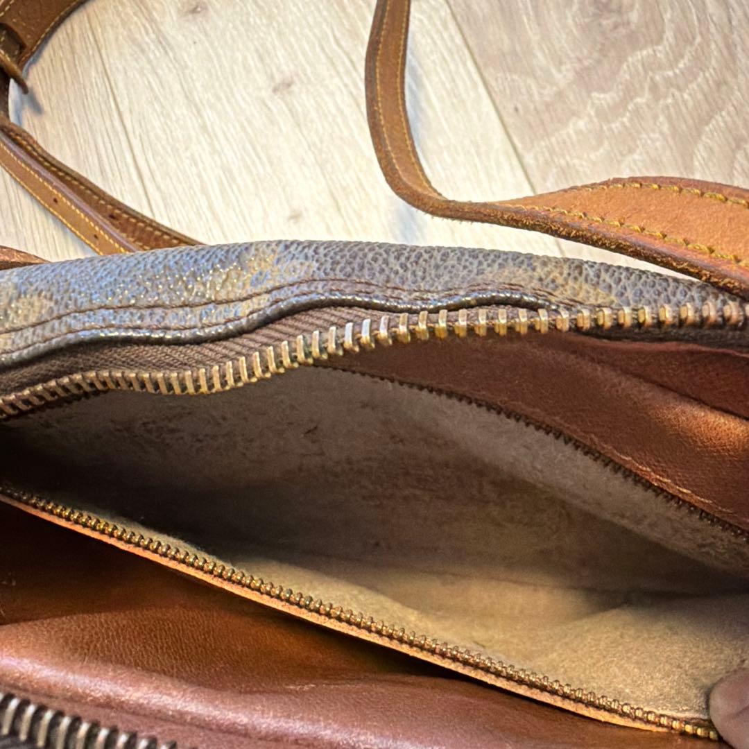 ルイヴィトンショルダーバッグ