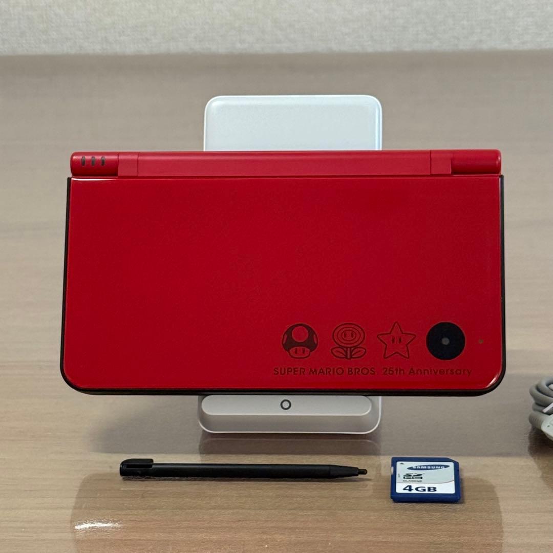 7-041 ニンテンドーDSi LL スーパーマリオ25周年