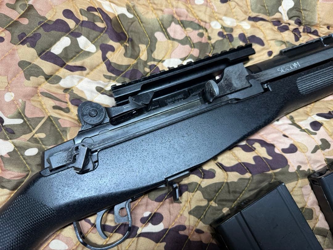 M14カービン　ソーコム☆カスタム☆ブラック☆マガジン2個付き☆バッテリー付き