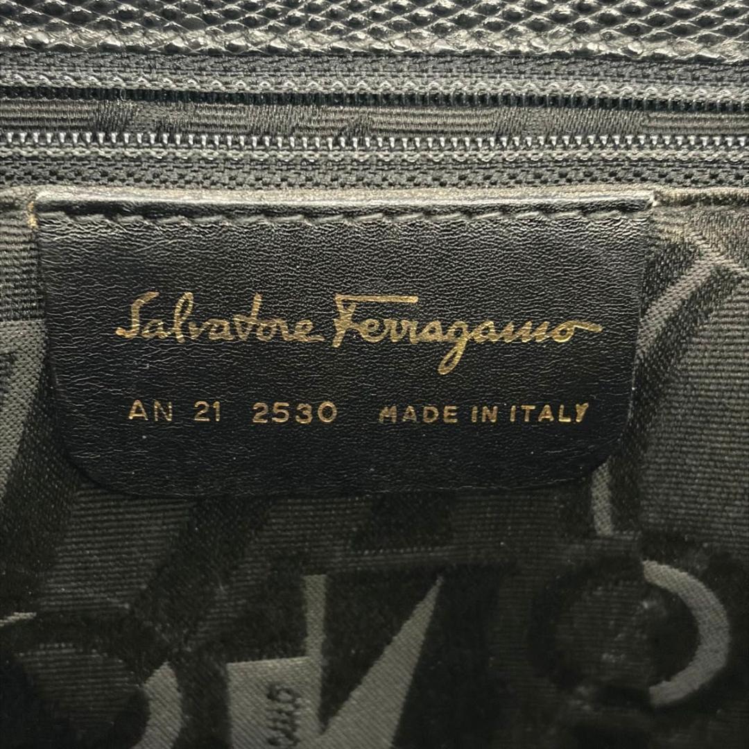 Salvatore Ferragamo トートバッグ ヴァラ リボン ブラック