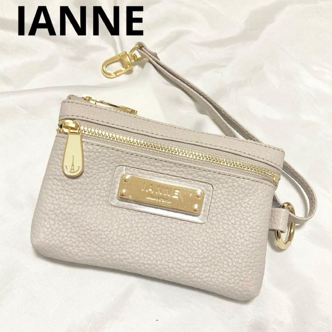 新品　イアンヌ　シャルル　キーケース　マルチポーチ　保護フィルム付
