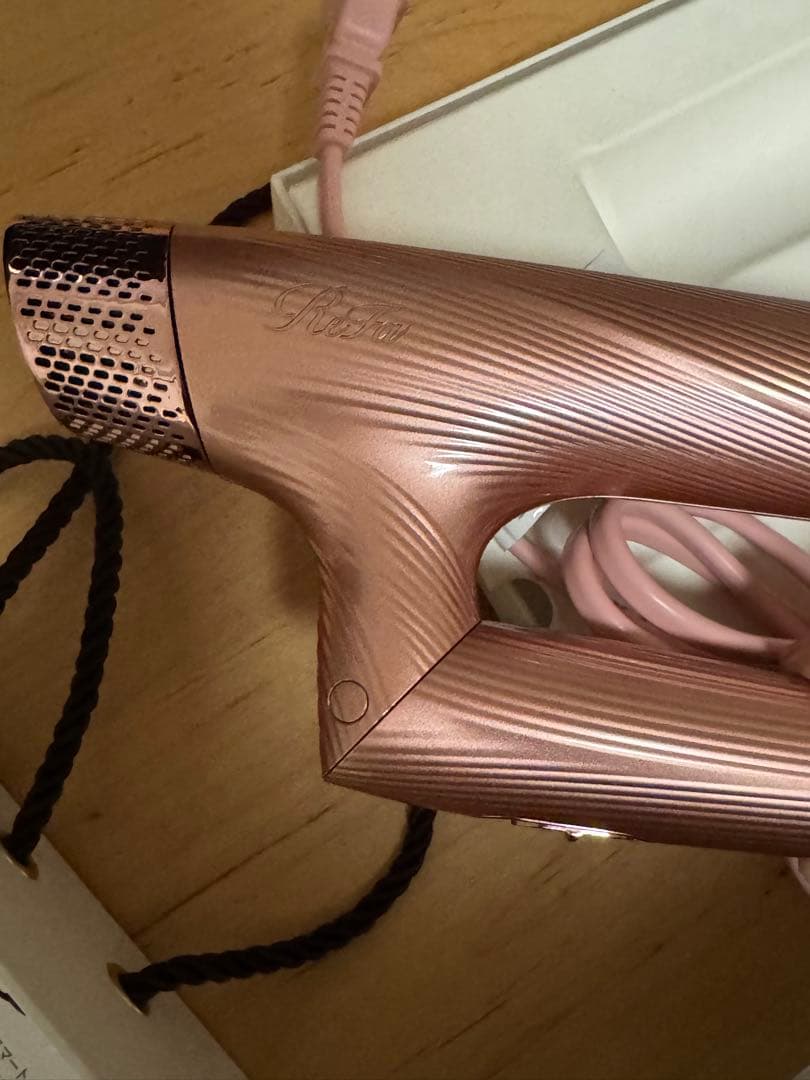 リファビューティックドライヤー　スマートピンク 2023年製