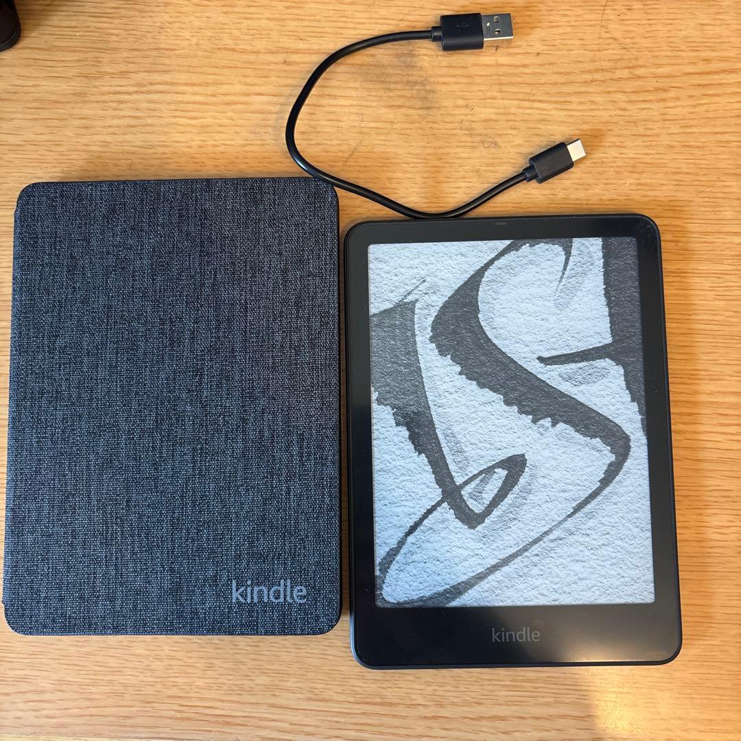 Kindle Paperwhite 12世代32GB カバー・保護フィルム他