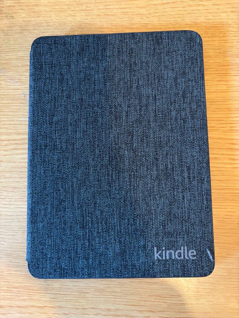 Kindle Paperwhite 12世代32GB カバー・保護フィルム他