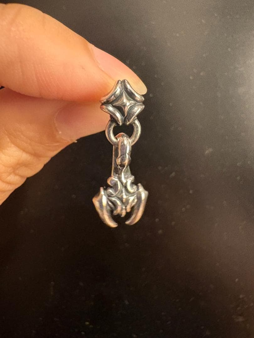 【フロワティエドール ピアス／片耳用】スコーピオンピアスのおまけ付き