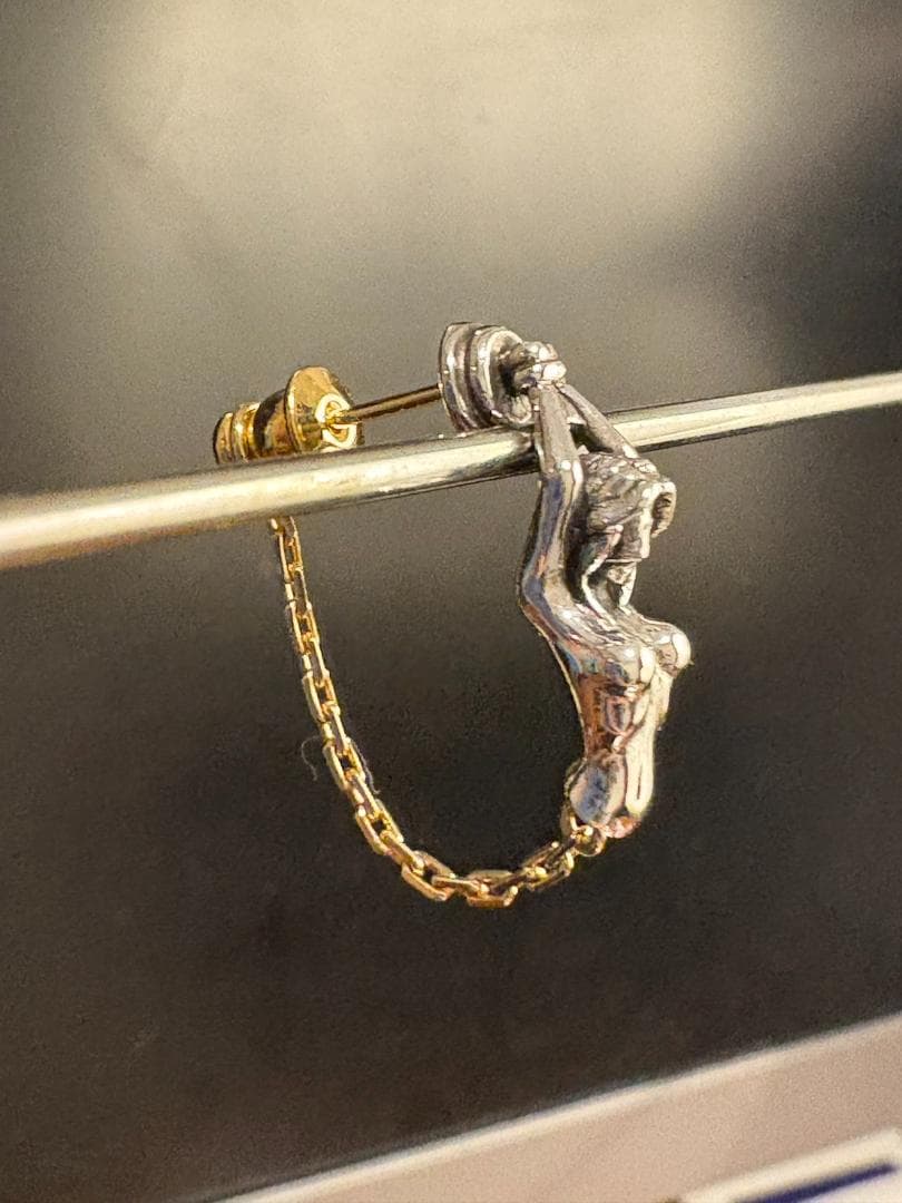 【フロワティエドール ピアス／片耳用】スコーピオンピアスのおまけ付き