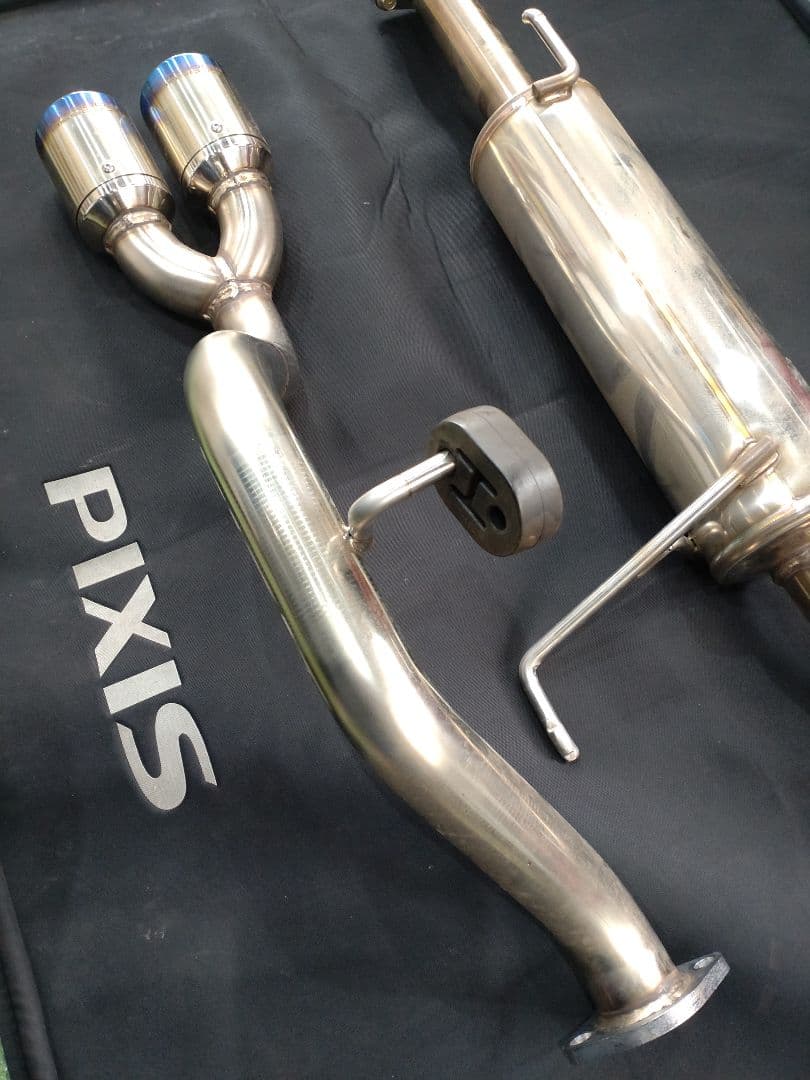 【✨️美品・送料込✨️】ロッソモデロ　エブリィDA17Vマフラー