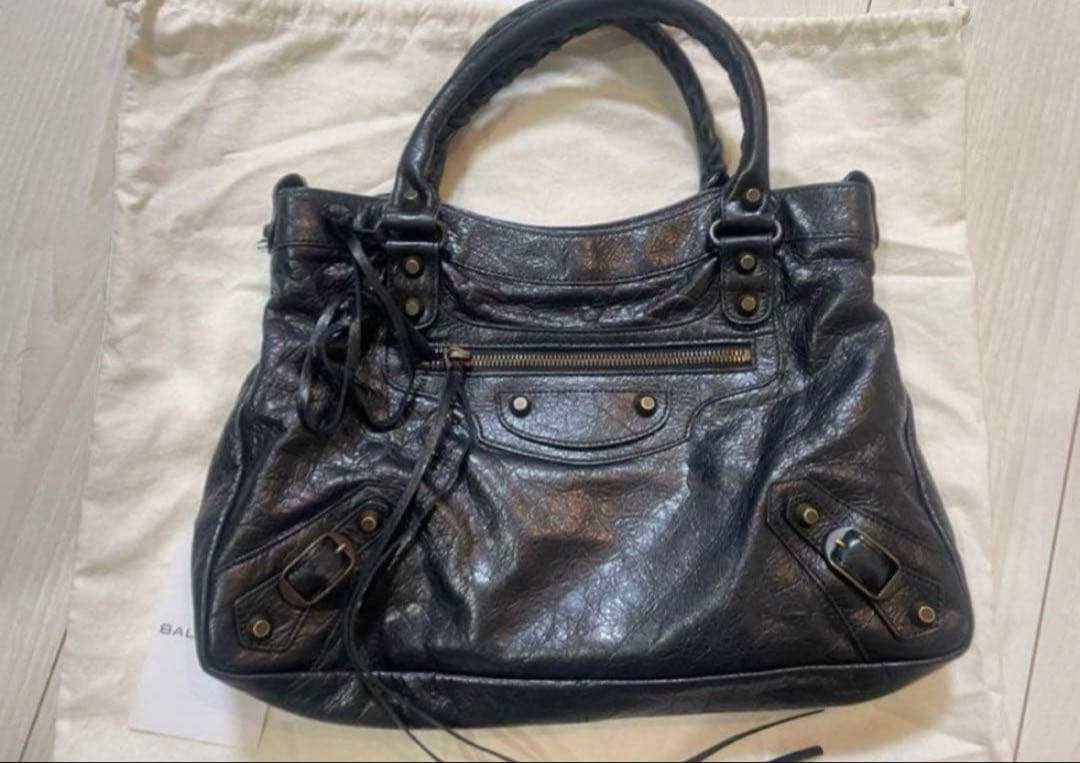 BALENCIAGA バレンシアガ　シティバック