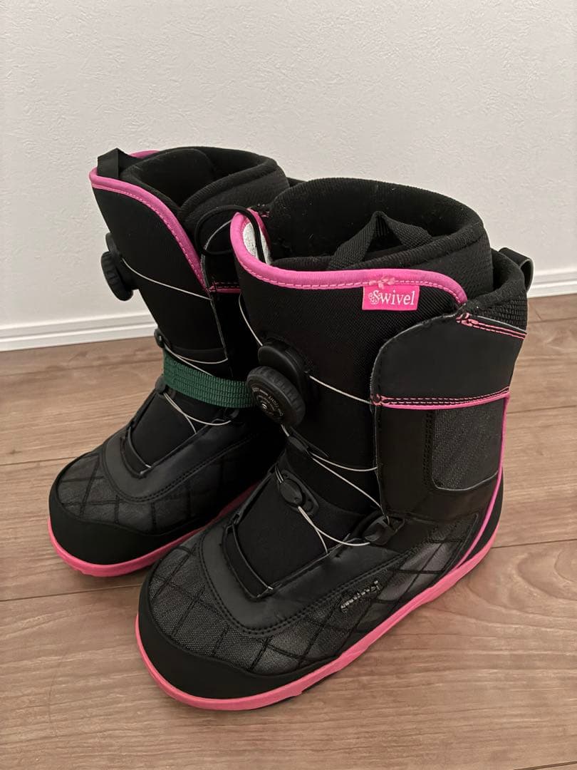 美品　SWIVELスウィベル　レディース　スノーボード4点　138cm