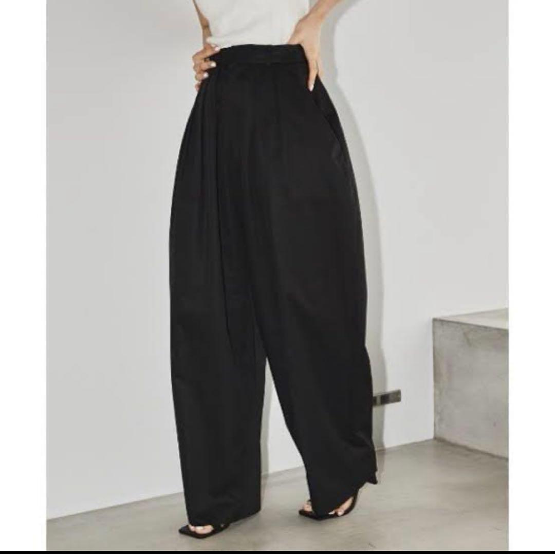 moneさん専用todayful tuck tapered trousers
