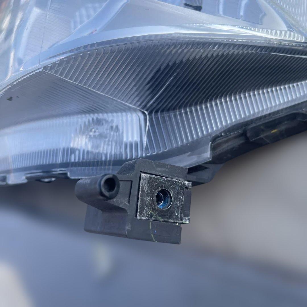 DA17Vエブリィ左中古ヘッドランプ35320-64P13