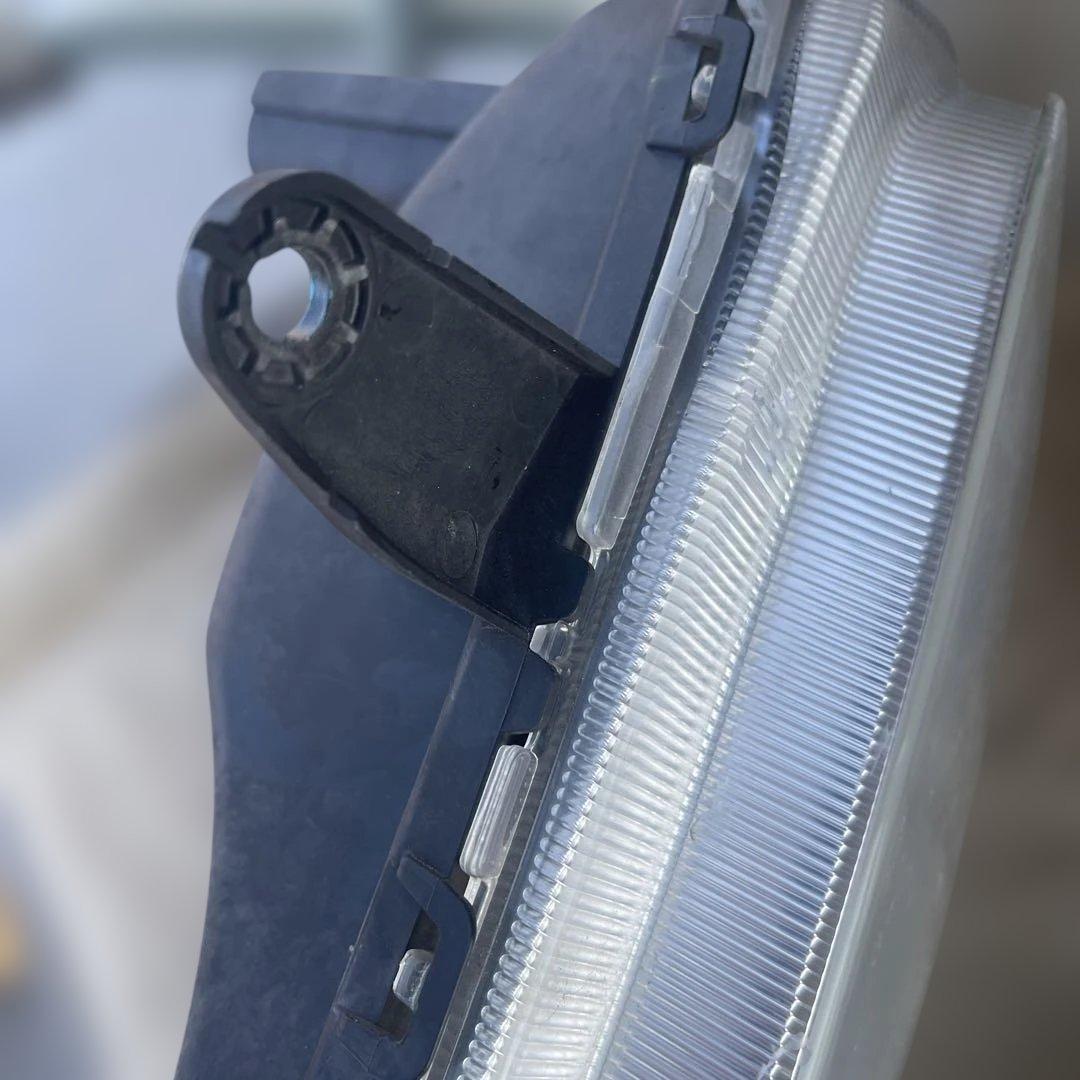 DA17Vエブリィ左中古ヘッドランプ35320-64P13