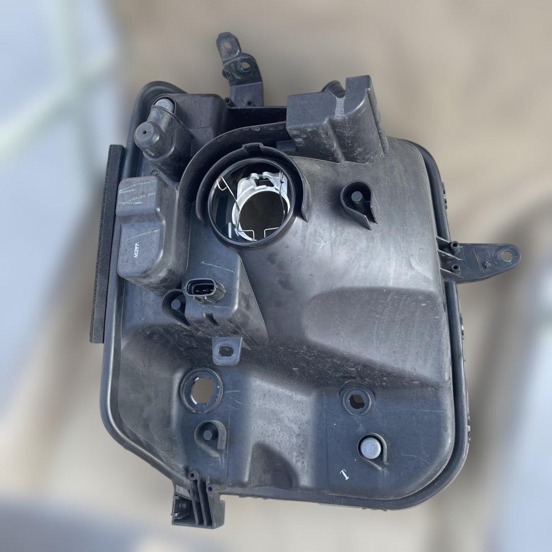 DA17Vエブリィ左中古ヘッドランプ35320-64P13