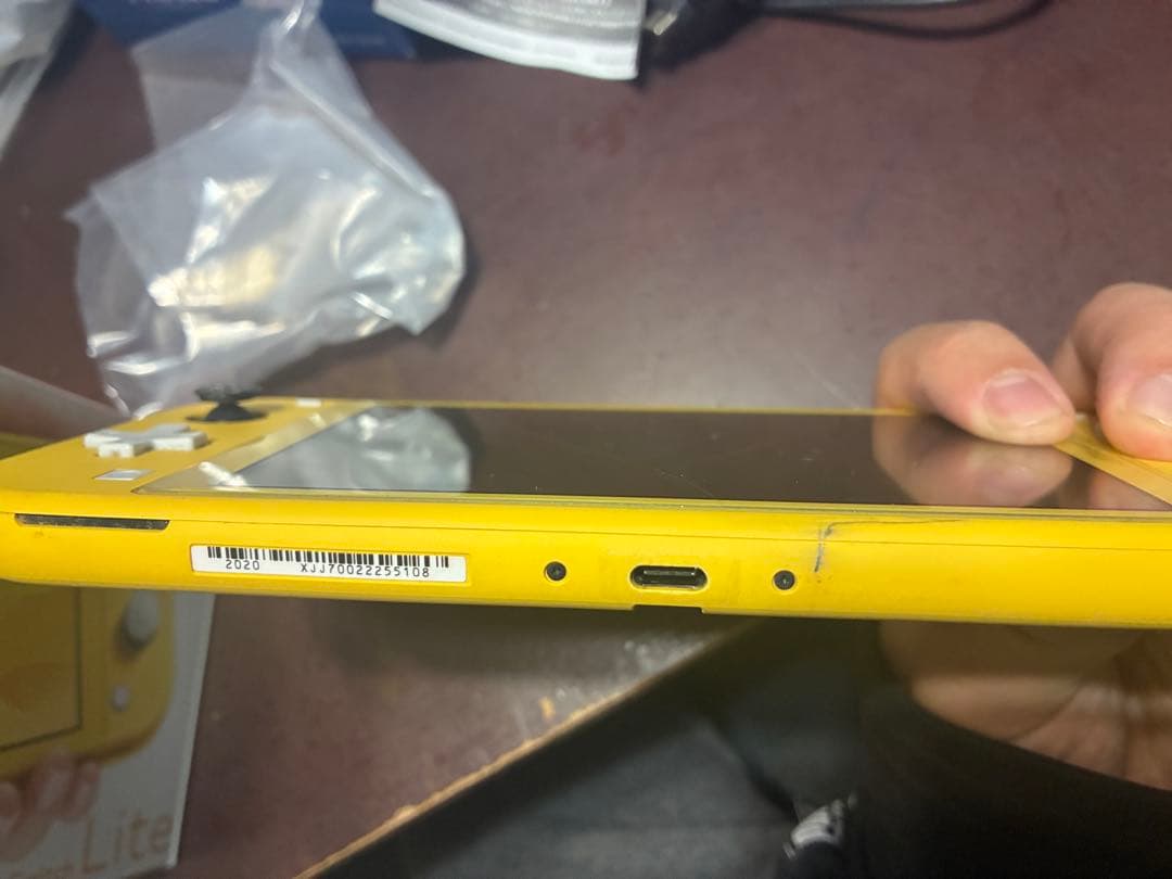 switch lite ジャンク　イエロー