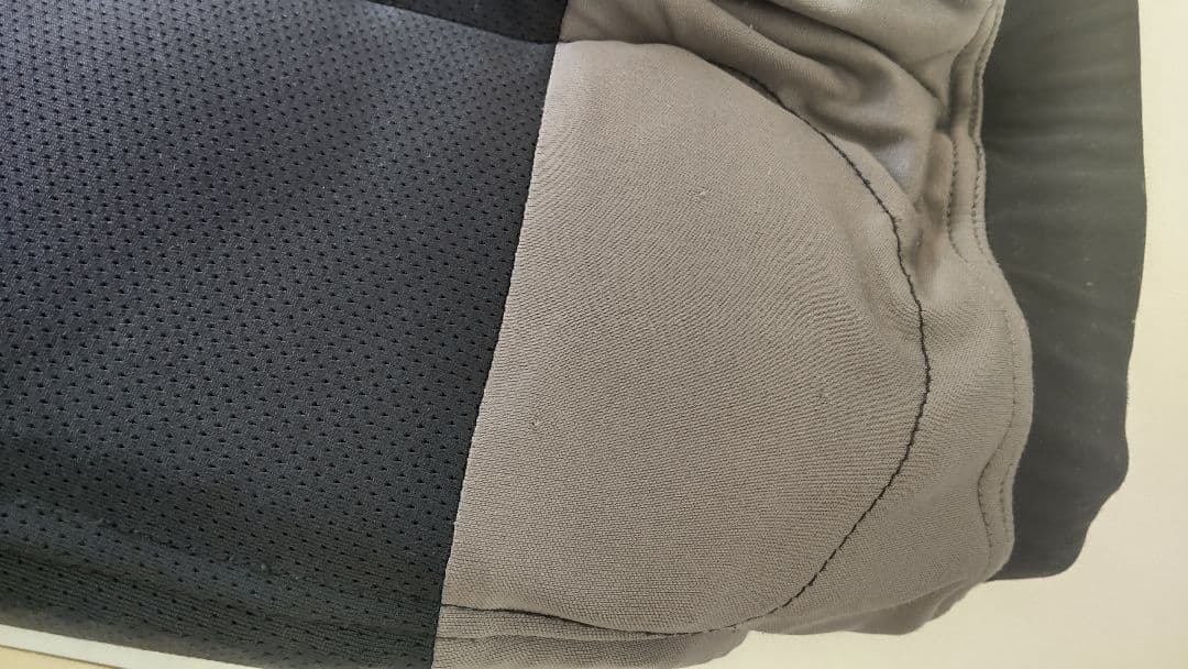 eb's エビス　ヒップ　プロテクター　ケツパッド　スノーボード