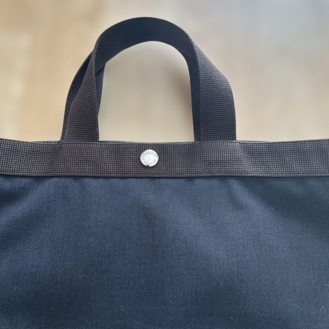 エルベシャプリエ　725C ノワール／モカ