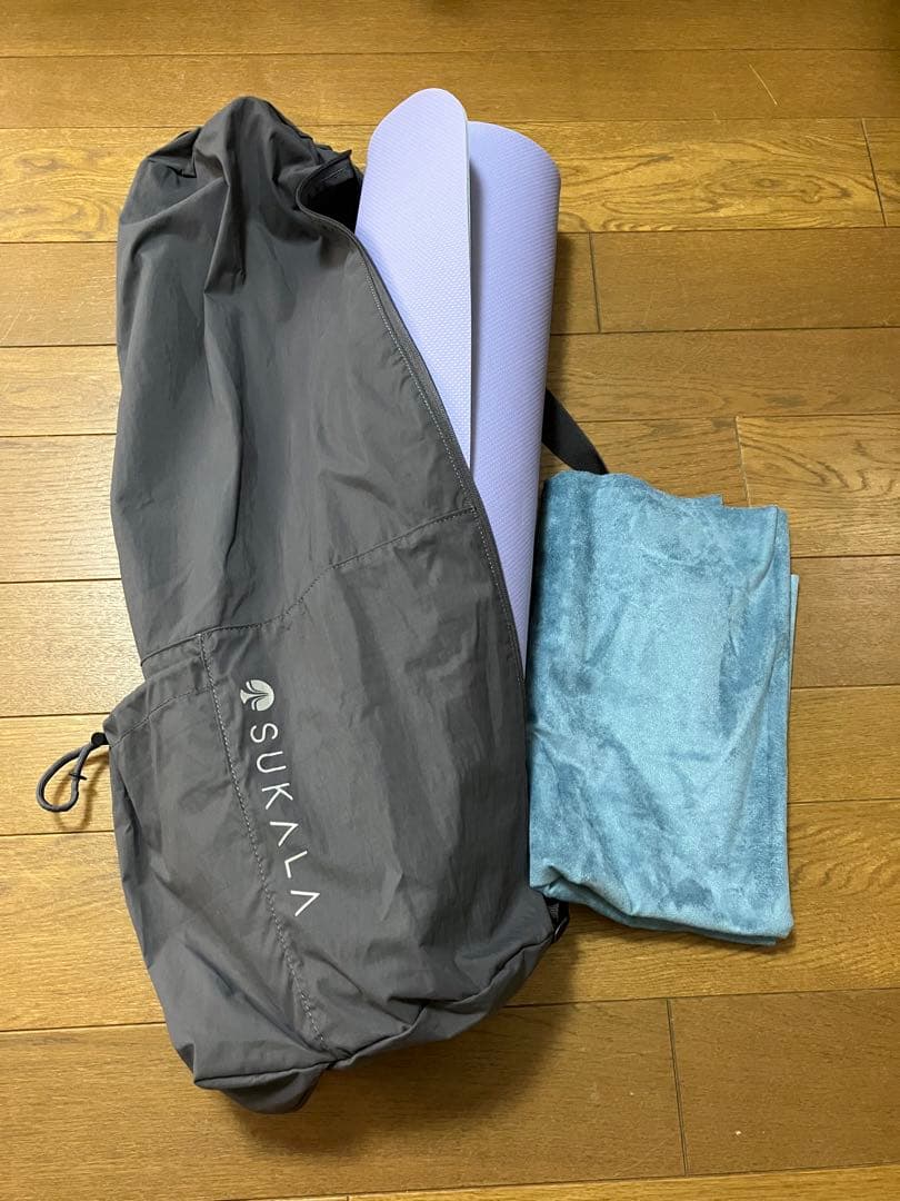 美品　スカーラ　ラバ　ヨガマット、ケース、ラグ